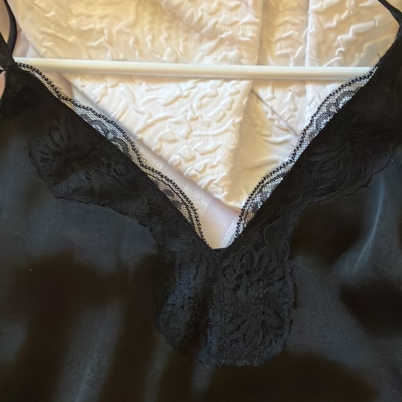 3/15 $ Express NWOT small camisole - Picture 3 of 5